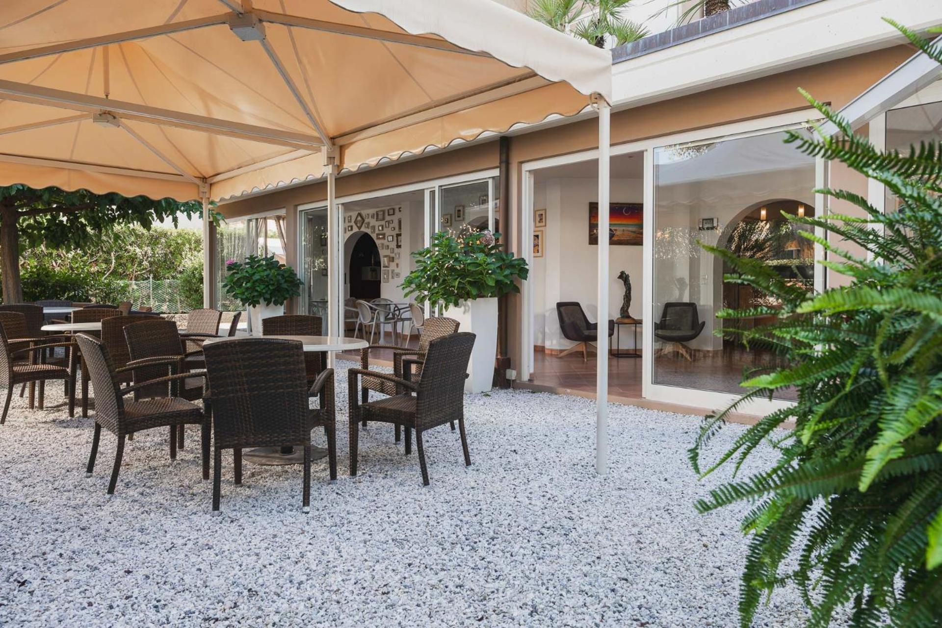 Hotel Azzurra مارينا دي بييتراسانْت المظهر الخارجي الصورة